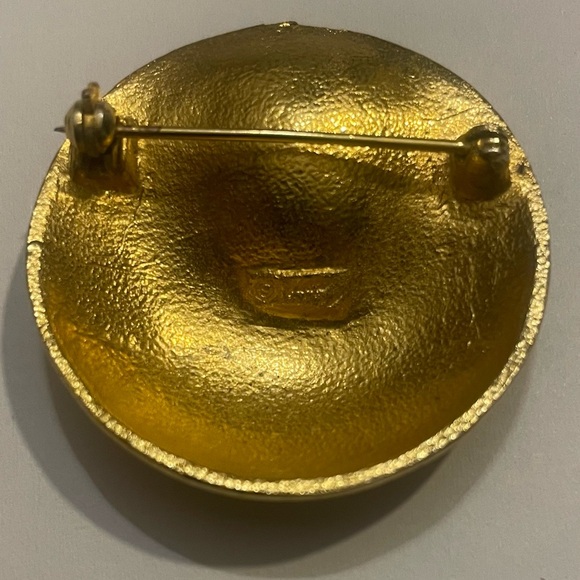 Vintage Jewelry Lot - Most Signed Trifari- Monet- Sarah Cov- Avon-Blanco 12 pcs - Picture 12 of 12